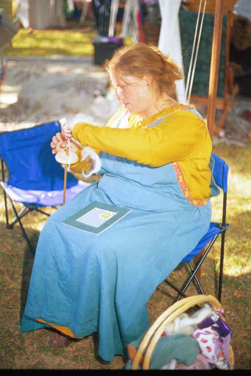 images/1999_17_0011.jpg, Astrithr Seir Leifsdøttir