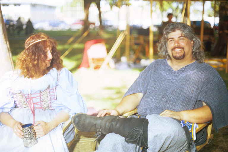 images/1999_17_0016.jpg, Cecily de Montague and Rowen Killian
