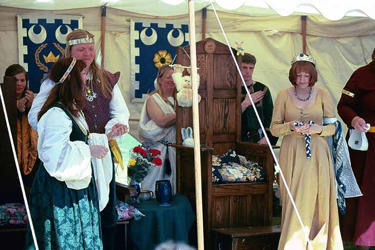 images/2000_10_14.jpg, Aoibheall & Conall inducted into ?