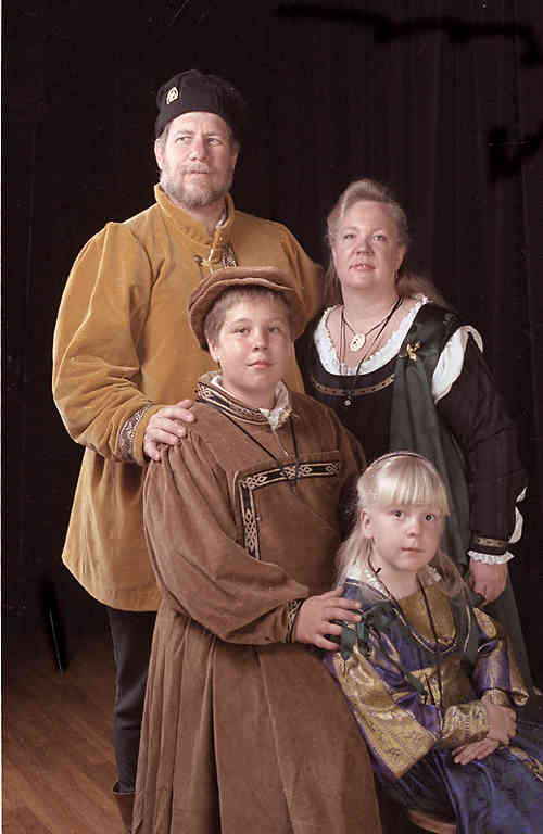 images/2001_13_.12.jpg, Morgan Arthur ap Llewellyn, Gwendolyn of Amberwood, Robert and Meghan