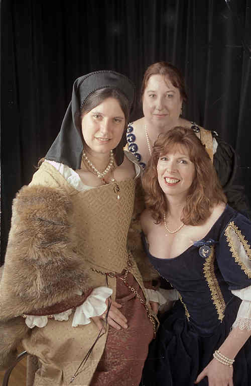 images/2001_13_.18.jpg, 3 de Beaumont sisters: Angelina Nicolette, Astra Christiana Benedict, and Alatiel