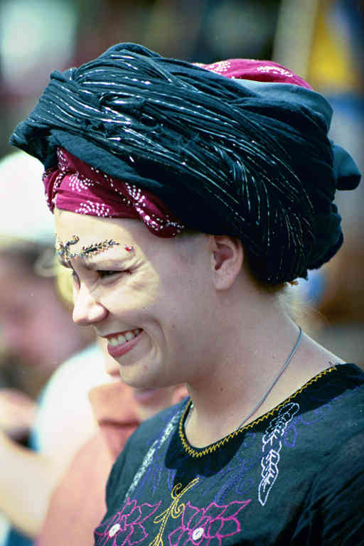 images/2001_10_05.jpg, Shaya the Gypsy